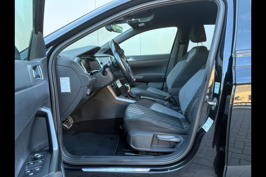Volkswagen Taigo 110PK TSI Automaat R-Line Business Carplay-android/Camera/Stoelverwarming