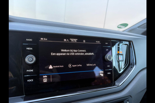 Volkswagen Taigo 110PK TSI Automaat R-Line Business Carplay-android/Camera/Stoelverwarming