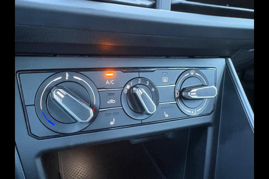 Volkswagen Taigo 110PK TSI Automaat R-Line Business Carplay-android/Camera/Stoelverwarming