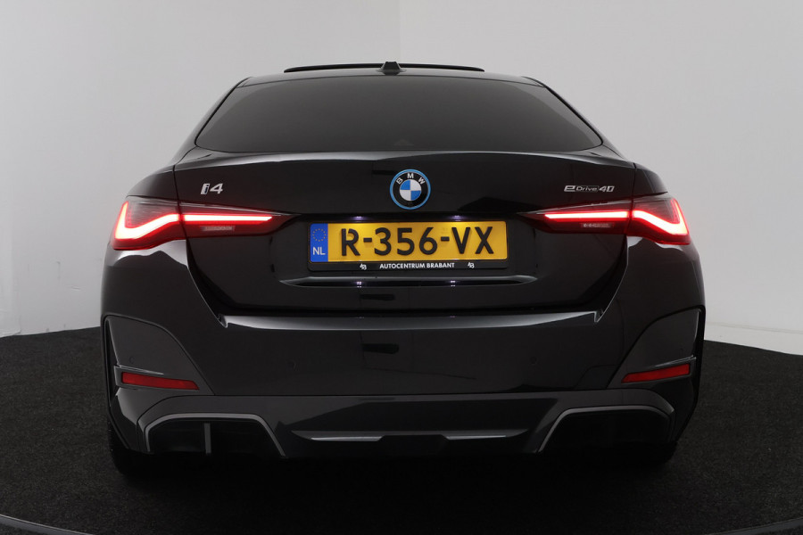 BMW i4 eDrive40 High Executive 84 kWh (PANORAMADAK, STOELVERWARMING, CARPLAY, LED)