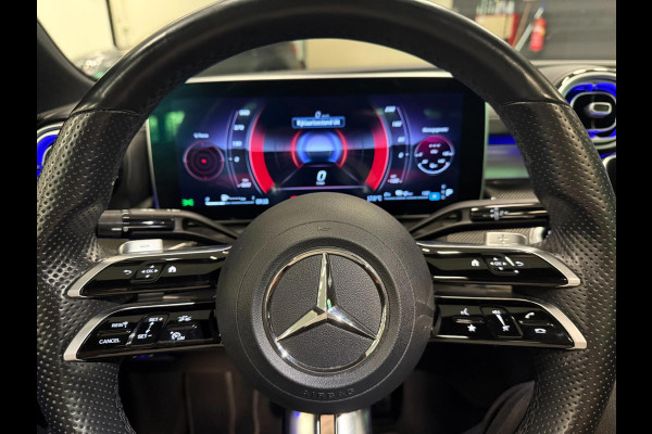 Mercedes-Benz C-Klasse 300 e AMG BLACK-LINE 313PK SOH-TEST/LUCHTVERING/PANO/V-COCKPIT/NAVI/DAB/CARPLAY/CAM///