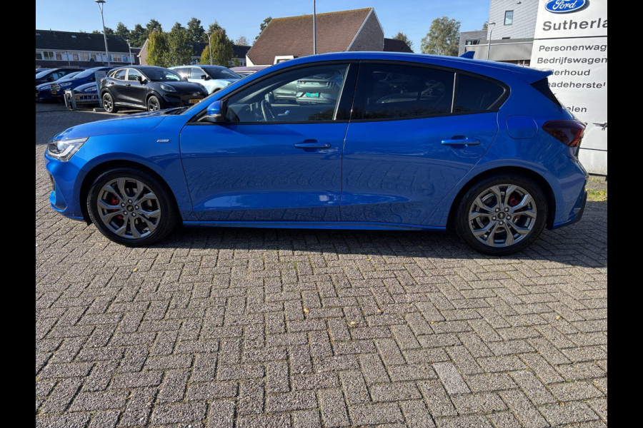 Ford Focus 1.0 EcoBoost Hybrid ST Line X 125pk Trekhaak | Adaptive cruise control | Winter pack | AGR Stoel | Achteruitrijcamera | Rode Remklauwen