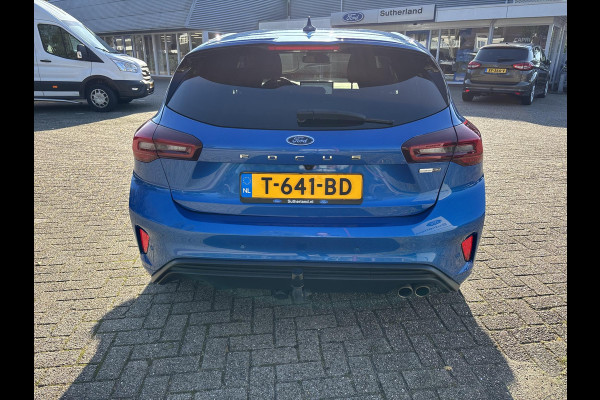 Ford Focus 1.0 EcoBoost Hybrid ST Line X 125pk Trekhaak | Adaptive cruise control | Winter pack | AGR Stoel | Achteruitrijcamera | Rode Remklauwen