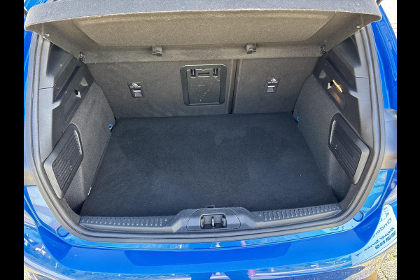 Ford Focus 1.0 EcoBoost Hybrid ST Line X 125pk Trekhaak | Adaptive cruise control | Winter pack | AGR Stoel | Achteruitrijcamera | Rode Remklauwen