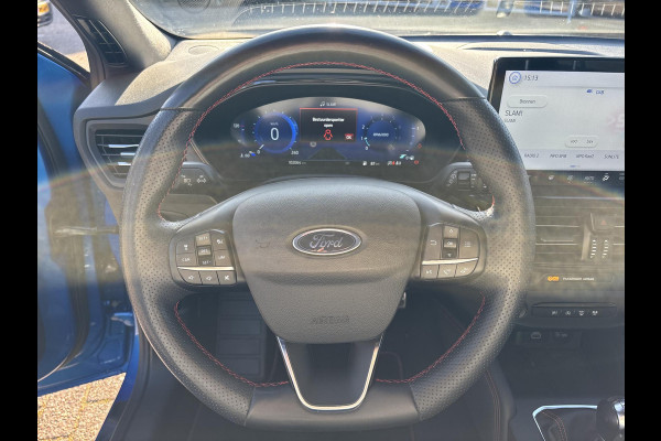 Ford Focus 1.0 EcoBoost Hybrid ST Line X 125pk Trekhaak | Adaptive cruise control | Winter pack | AGR Stoel | Achteruitrijcamera | Rode Remklauwen