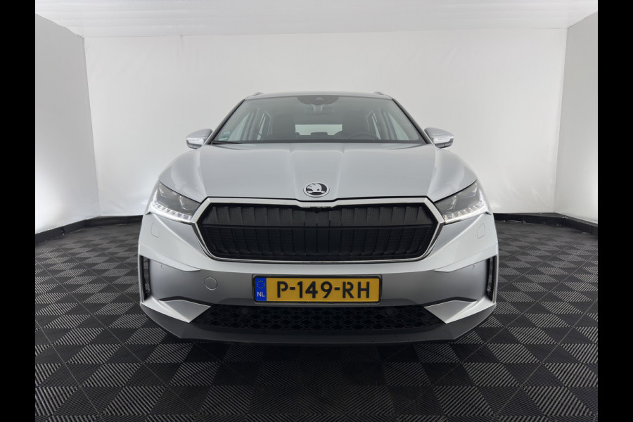 Škoda ENYAQ iV 80 (INCL-BTW) *AUT | LEATHER-FABRIC | FULL-LED | DIGI-COCKPIT | CAMERA | KEYLESS | NAVI-FULLMAP | AMBIENTLIGHT | ECC | HEATED-COMFORTSEATS | DAB+ | PDC | CRUISE | CARPLAY | 17"ALU*