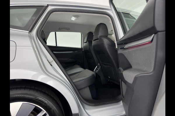 Škoda ENYAQ iV 80 (INCL-BTW) *AUT | LEATHER-FABRIC | FULL-LED | DIGI-COCKPIT | CAMERA | KEYLESS | NAVI-FULLMAP | AMBIENTLIGHT | ECC | HEATED-COMFORTSEATS | DAB+ | PDC | CRUISE | CARPLAY | 17"ALU*
