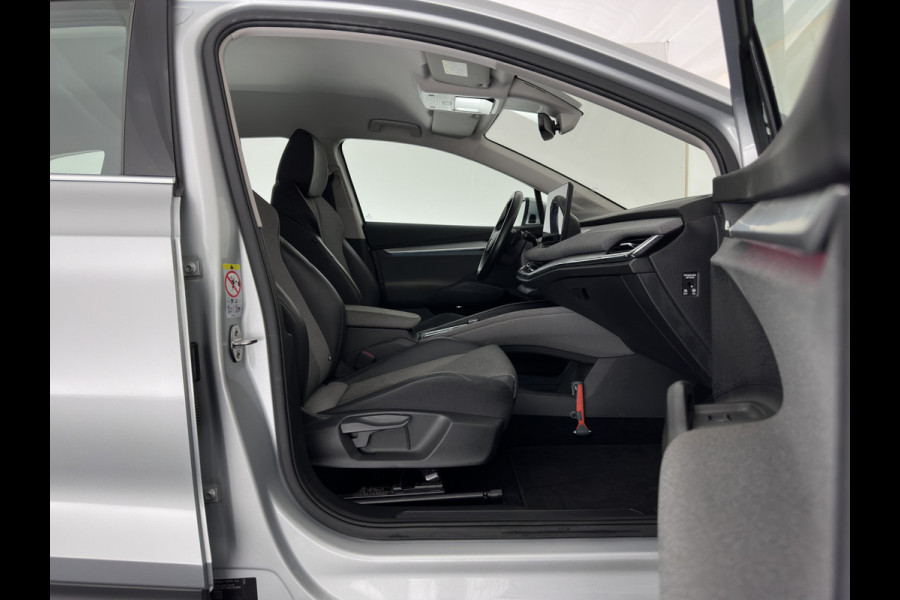 Škoda ENYAQ iV 80 (INCL-BTW) *AUT | LEATHER-FABRIC | FULL-LED | DIGI-COCKPIT | CAMERA | KEYLESS | NAVI-FULLMAP | AMBIENTLIGHT | ECC | HEATED-COMFORTSEATS | DAB+ | PDC | CRUISE | CARPLAY | 17"ALU*