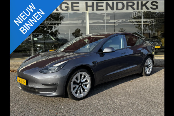 Tesla Model 3 Long Range AWD 75 kWh | SOH: 90,4% | Full Self-Driving Capability Pack | V+A stoel & stuur verwarming |