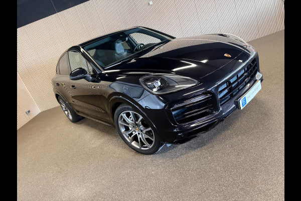 Porsche Cayenne Coupé 3.0 E-Hybrid SPORT DESIGN-LUCHTVERING-PANORAMA-SPORT CHRONO-COMPLEET