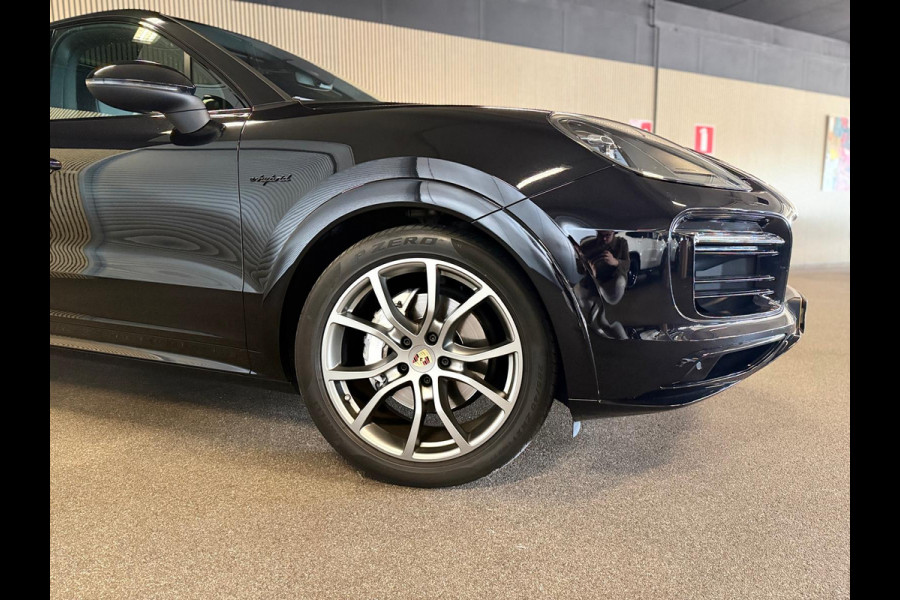 Porsche Cayenne Coupé 3.0 E-Hybrid SPORT DESIGN-LUCHTVERING-PANORAMA-SPORT CHRONO-COMPLEET