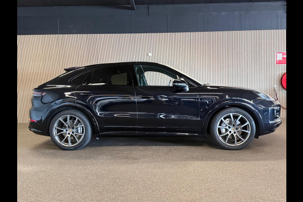 Porsche Cayenne Coupé 3.0 E-Hybrid SPORT DESIGN-LUCHTVERING-PANORAMA-SPORT CHRONO-COMPLEET