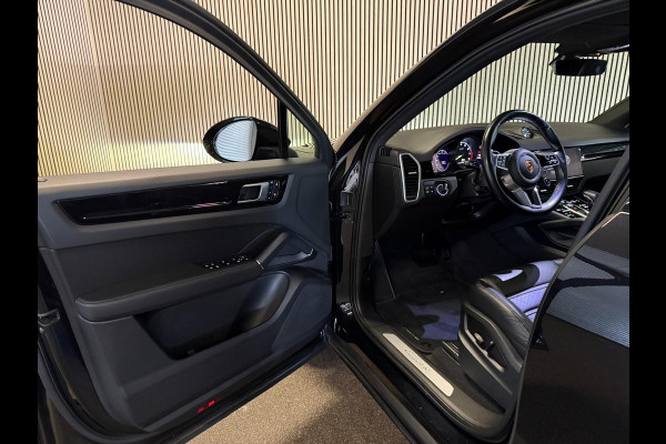 Porsche Cayenne Coupé 3.0 E-Hybrid SPORT DESIGN-LUCHTVERING-PANORAMA-SPORT CHRONO-COMPLEET