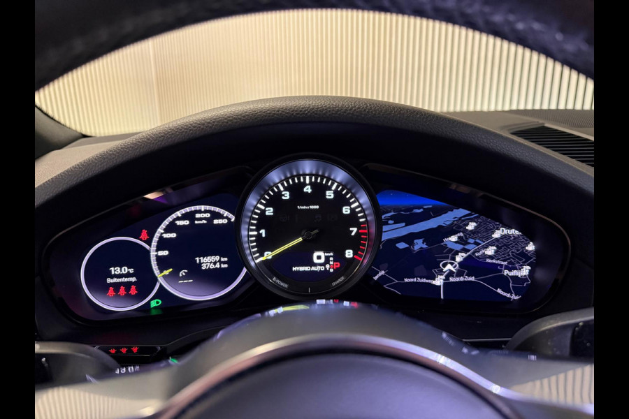 Porsche Cayenne Coupé 3.0 E-Hybrid SPORT DESIGN-LUCHTVERING-PANORAMA-SPORT CHRONO-COMPLEET