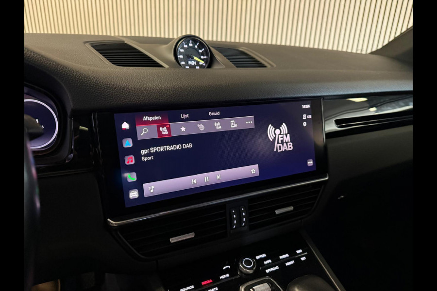 Porsche Cayenne Coupé 3.0 E-Hybrid SPORT DESIGN-LUCHTVERING-PANORAMA-SPORT CHRONO-COMPLEET