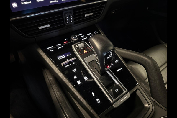 Porsche Cayenne Coupé 3.0 E-Hybrid SPORT DESIGN-LUCHTVERING-PANORAMA-SPORT CHRONO-COMPLEET