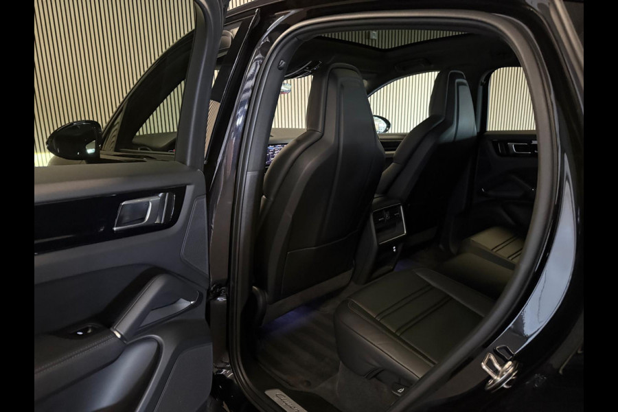 Porsche Cayenne Coupé 3.0 E-Hybrid SPORT DESIGN-LUCHTVERING-PANORAMA-SPORT CHRONO-COMPLEET