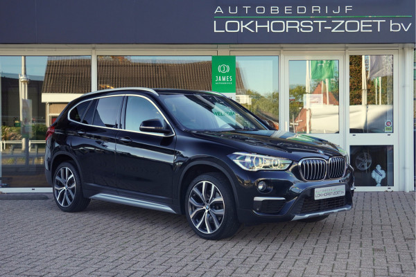 BMW X1 sDrive20i Orange Edition II | Panorama | Trekhaak | ACC | Leer | H/K