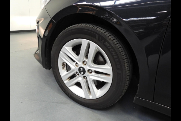 Kia Ceed 1.0 T-GDi DynamicLine NAVI/CAMERA/CLIMA/CRUISE/16"LMV!