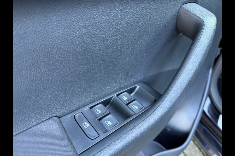 Škoda Fabia Combi 1.0 TSI Business Edition - Climate - Navi - Parkeerhulp - Org.NL