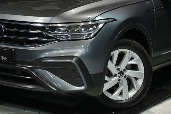 Volkswagen Tiguan Allspace 1.5 TSI ACT / PANODAK / VIRTUAL / ACC / KEYLESS / CAMERA / CARPLAY