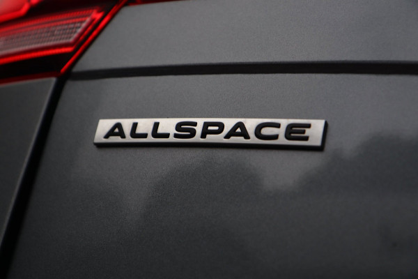 Volkswagen Tiguan Allspace 1.5 TSI ACT / PANODAK / VIRTUAL / ACC / KEYLESS / CAMERA / CARPLAY