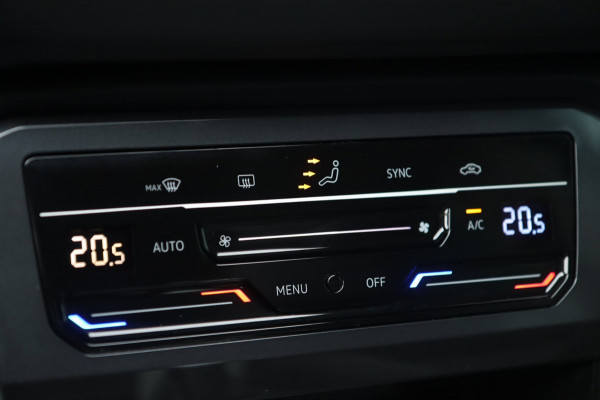 Volkswagen Tiguan Allspace 1.5 TSI ACT / PANODAK / VIRTUAL / ACC / KEYLESS / CAMERA / CARPLAY