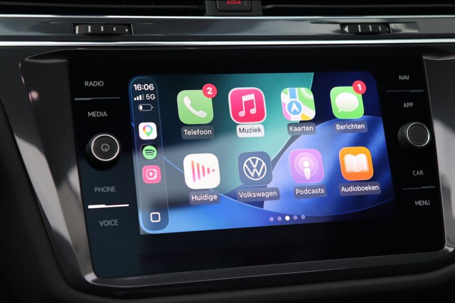 Volkswagen Tiguan Allspace 1.5 TSI ACT / PANODAK / VIRTUAL / ACC / KEYLESS / CAMERA / CARPLAY