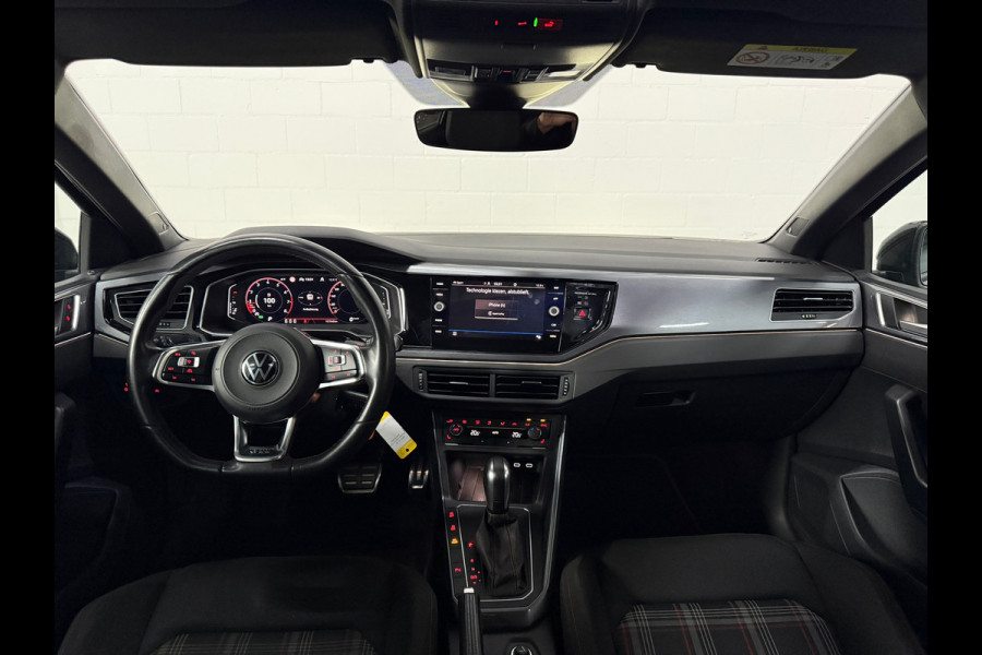 Volkswagen Polo 2.0 TSI GTI*Bomvol*Pano*Stoelverwarming*Blindspot*