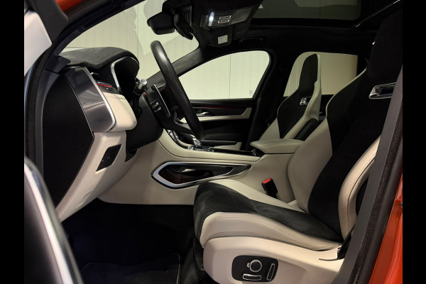 Jaguar F-Pace 5.0 P550 V8 SVR Speciale lak SVO Ultra Metallic Trekhaak Meridian Carbon Pano CameraDealer Onderhouden