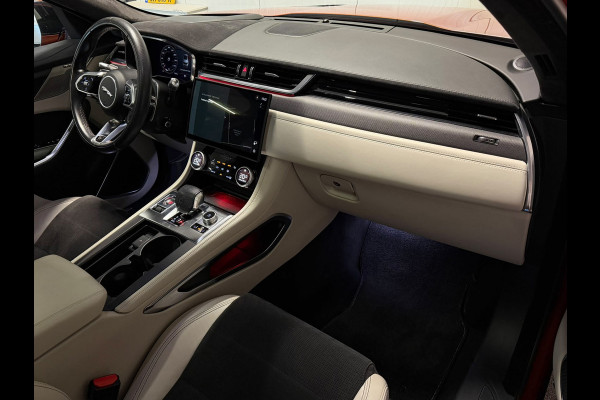 Jaguar F-Pace 5.0 P550 V8 SVR Speciale lak SVO Ultra Metallic Trekhaak Meridian Carbon Pano CameraDealer Onderhouden