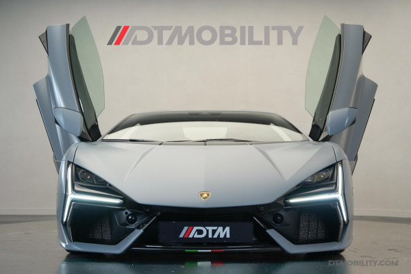 Lamborghini Revuelto | Passenger Display | Carbon Interior