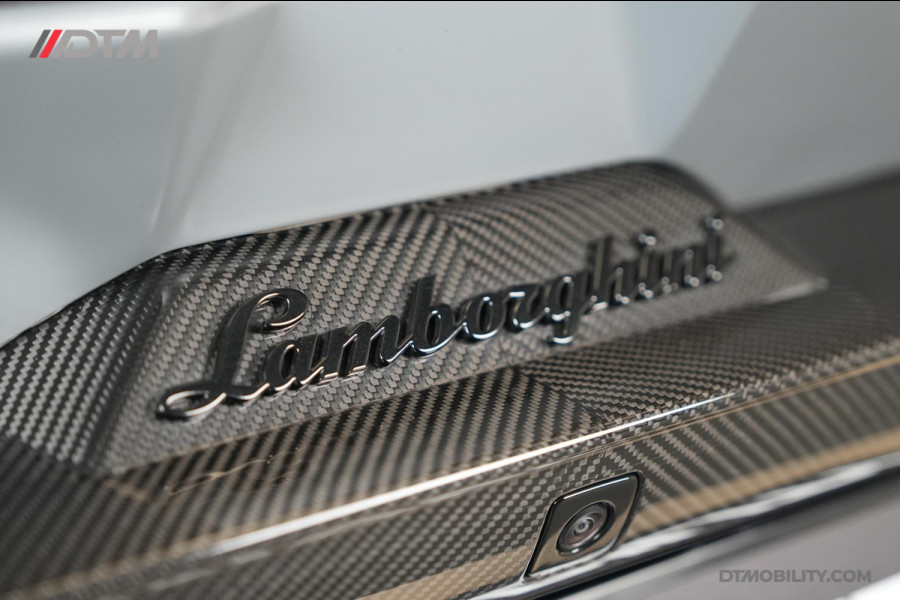 Lamborghini Revuelto | Passenger Display | Carbon Interior