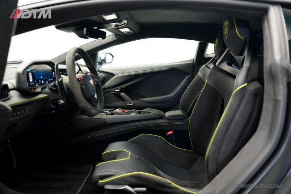 Lamborghini Revuelto | Passenger Display | Carbon Interior