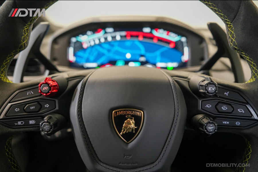 Lamborghini Revuelto | Passenger Display | Carbon Interior