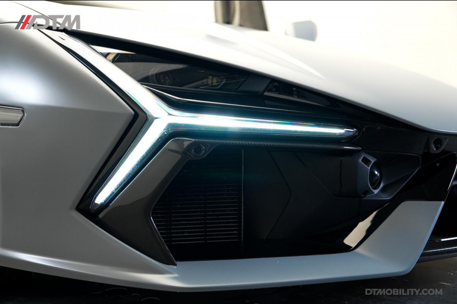 Lamborghini Revuelto | Passenger Display | Carbon Interior