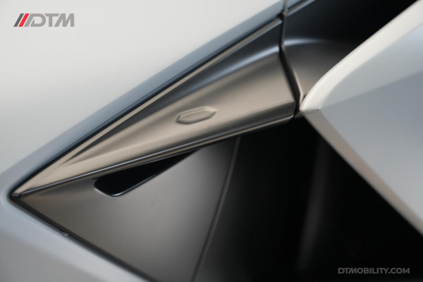Lamborghini Revuelto | Passenger Display | Carbon Interior