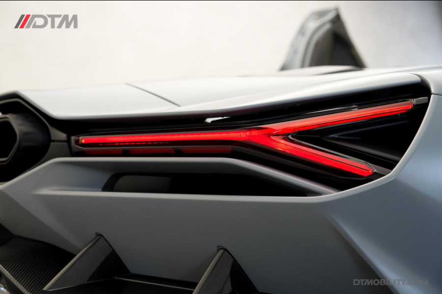 Lamborghini Revuelto | Passenger Display | Carbon Interior