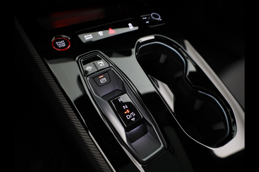 Audi RS5 Avant e-hybrid 470 kW/639 pk | Audi Sportpakket | Mugelloblau Perl | Panorama-glasdak | Head-up display |