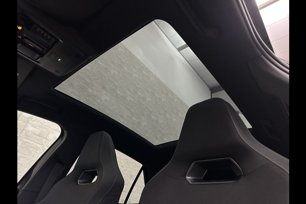 CUPRA Born e-Boost 231PK 62 kWh | Panorama | Dynamic-Pakket | 20'' Blizzard | ACC | Dodehoek | Copper-Details | Keyless | Sfeerverlichting | LED | Pilot M+ | Tech-L Pakket | Carplay | Stuurverwarming | Interieur-Voorverwarming | Getint Glas | Draadloos Laden |