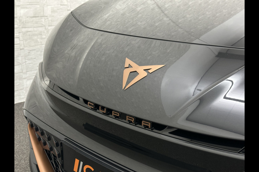 CUPRA Born e-Boost 231PK 62 kWh | Panorama | Dynamic-Pakket | 20'' Blizzard | ACC | Dodehoek | Copper-Details | Keyless | Sfeerverlichting | LED | Pilot M+ | Tech-L Pakket | Carplay | Stuurverwarming | Interieur-Voorverwarming | Getint Glas | Draadloos Laden |