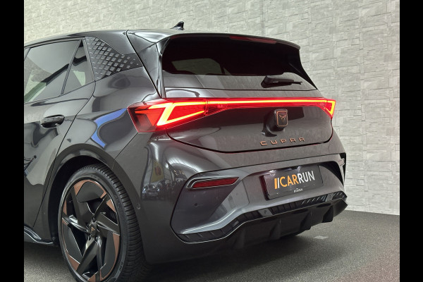 CUPRA Born e-Boost 231PK 62 kWh | Panorama | Dynamic-Pakket | 20'' Blizzard | ACC | Dodehoek | Copper-Details | Keyless | Sfeerverlichting | LED | Pilot M+ | Tech-L Pakket | Carplay | Stuurverwarming | Interieur-Voorverwarming | Getint Glas | Draadloos Laden |