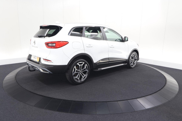 Renault Kadjar TCe 140 EDC Bose | Trekhaak | Panoramadak | Allseason Banden | Camera