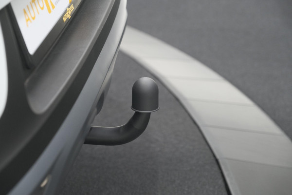 Renault Kadjar TCe 140 EDC Bose | Trekhaak | Panoramadak | Allseason Banden | Camera