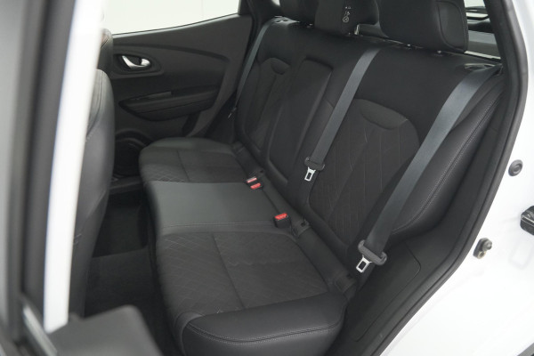 Renault Kadjar TCe 140 EDC Bose | Trekhaak | Panoramadak | Allseason Banden | Camera