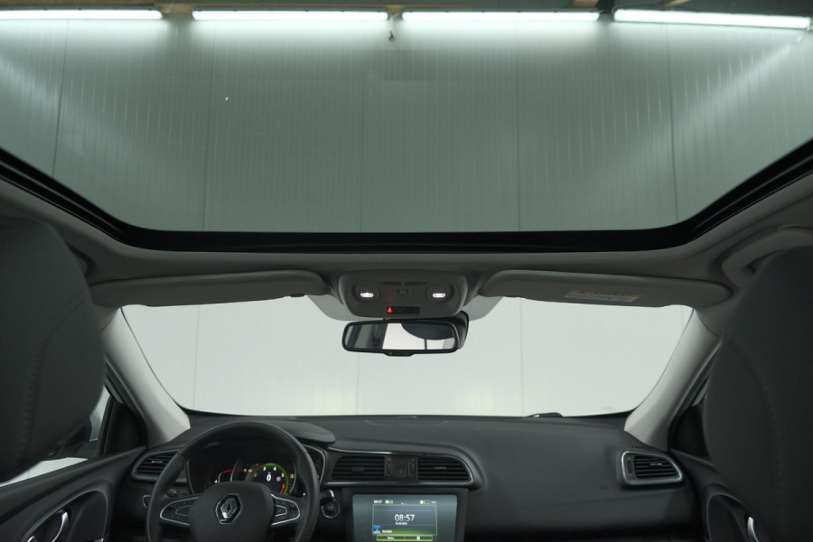 Renault Kadjar TCe 140 EDC Bose | Trekhaak | Panoramadak | Allseason Banden | Camera