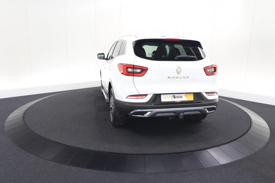Renault Kadjar TCe 140 EDC Bose | Trekhaak | Panoramadak | Allseason Banden | Camera