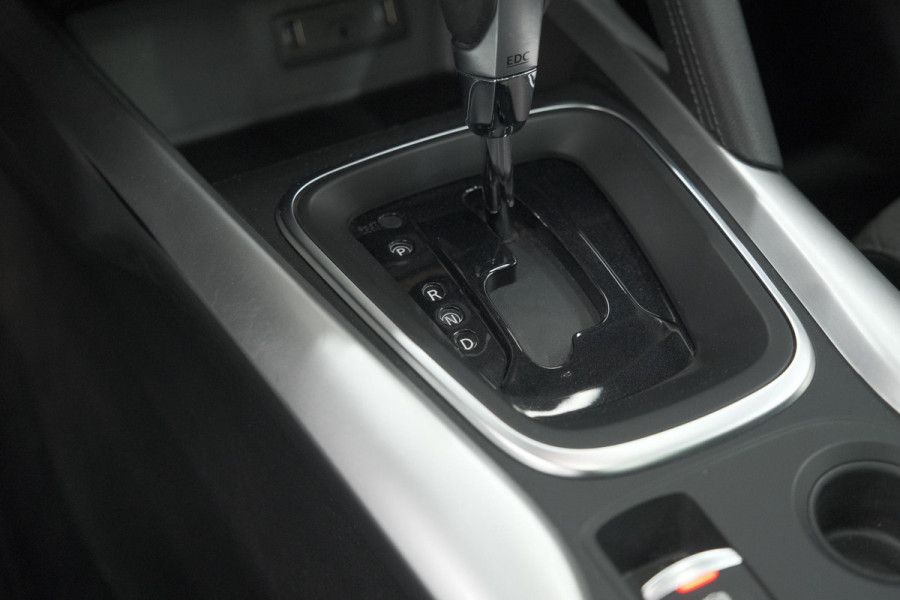 Renault Kadjar TCe 140 EDC Bose | Trekhaak | Panoramadak | Allseason Banden | Camera