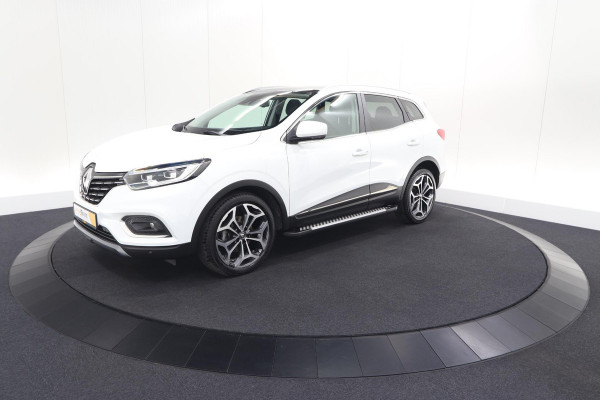 Renault Kadjar TCe 140 EDC Bose | Trekhaak | Panoramadak | Allseason Banden | Camera