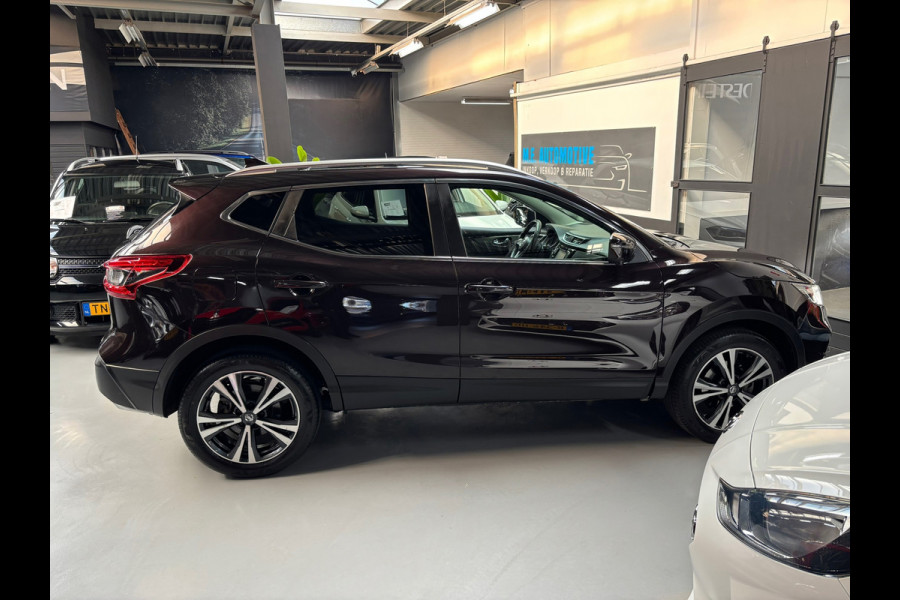 Nissan QASHQAI 1.2 N-Connecta / Camera / Navigatie